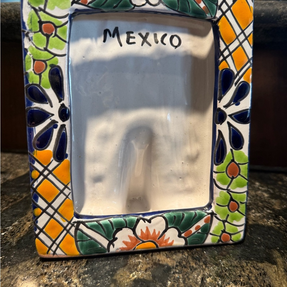 🏷️SOLD 🏷️Colorful Ceramic Photo Frame Made in Mexico